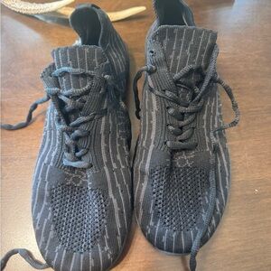 Stylish Black Women's Athletic Cheer Shoes